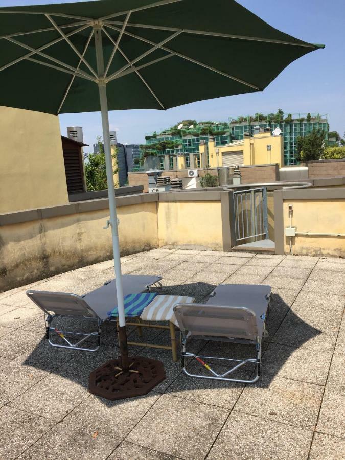 Cozy Penthouse San Donato Milanese Exterior foto