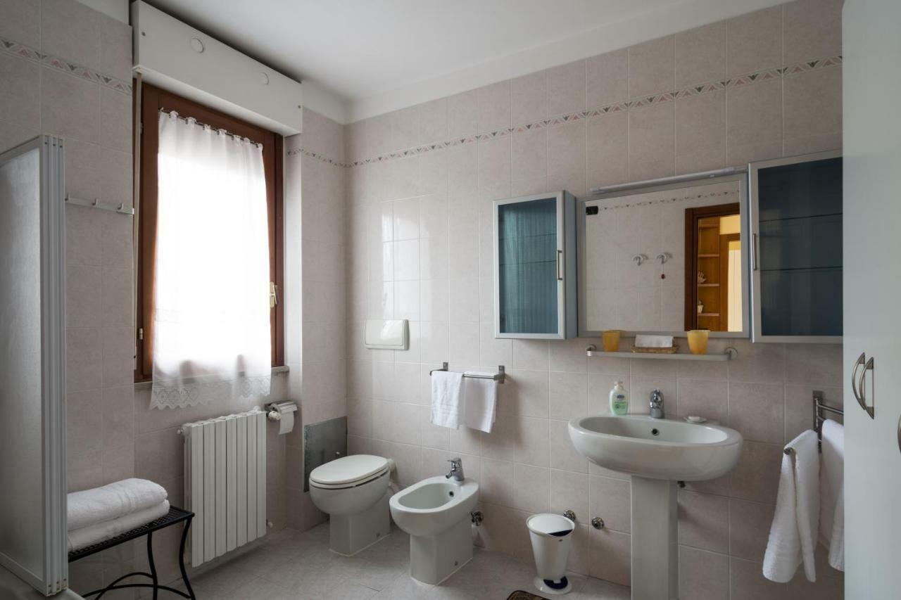 Cozy Penthouse San Donato Milanese Exterior foto